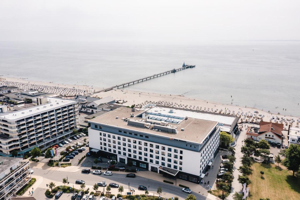 Hotel Aja Grömitz Esterno foto