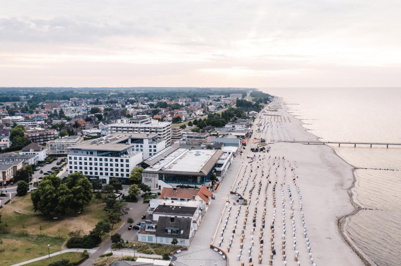 Hotel Aja Grömitz Esterno foto