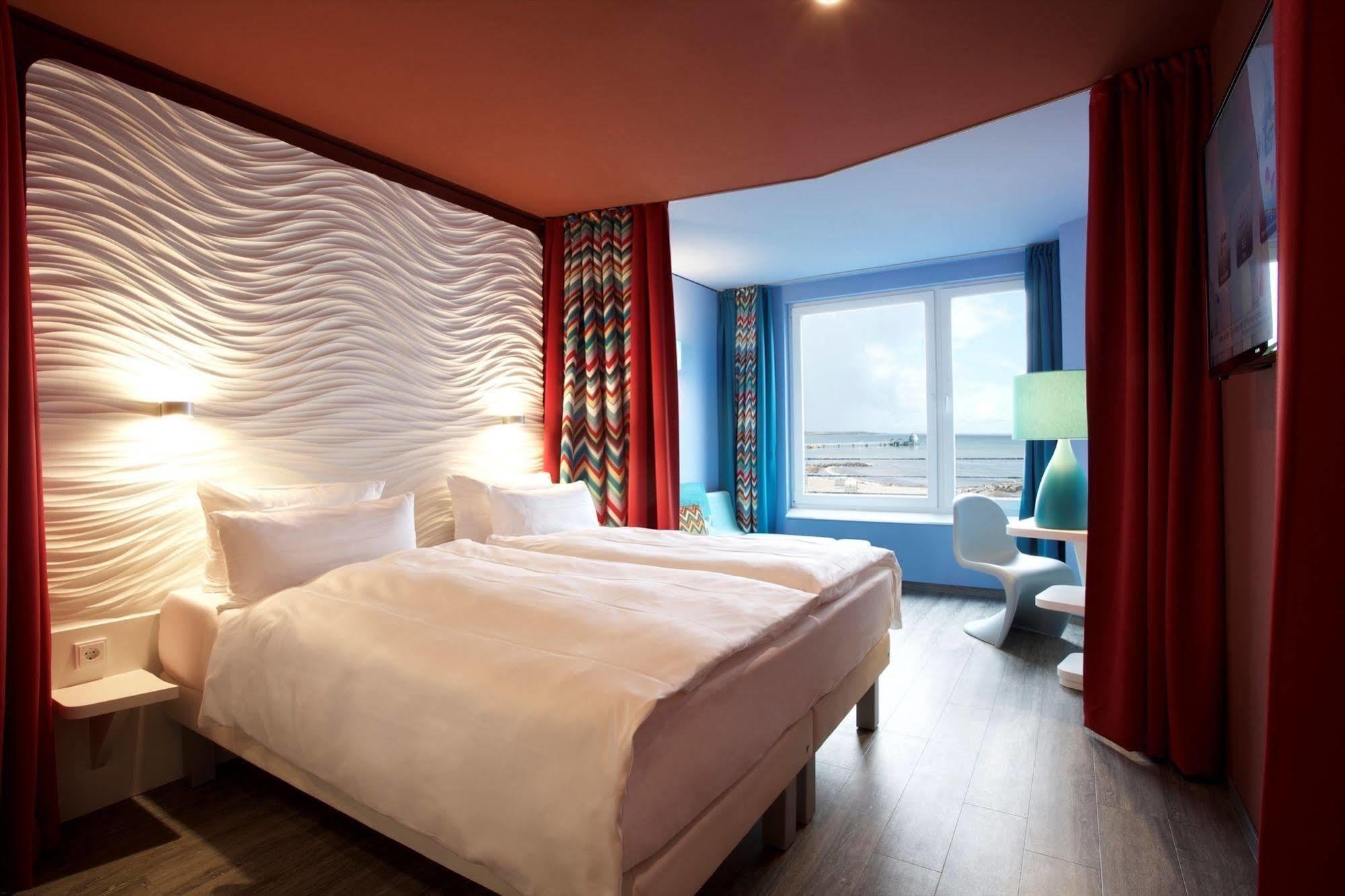 Hotel Aja Grömitz Esterno foto